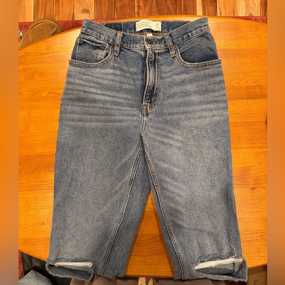 Medium Wash Straight Leg Distressed Jeans